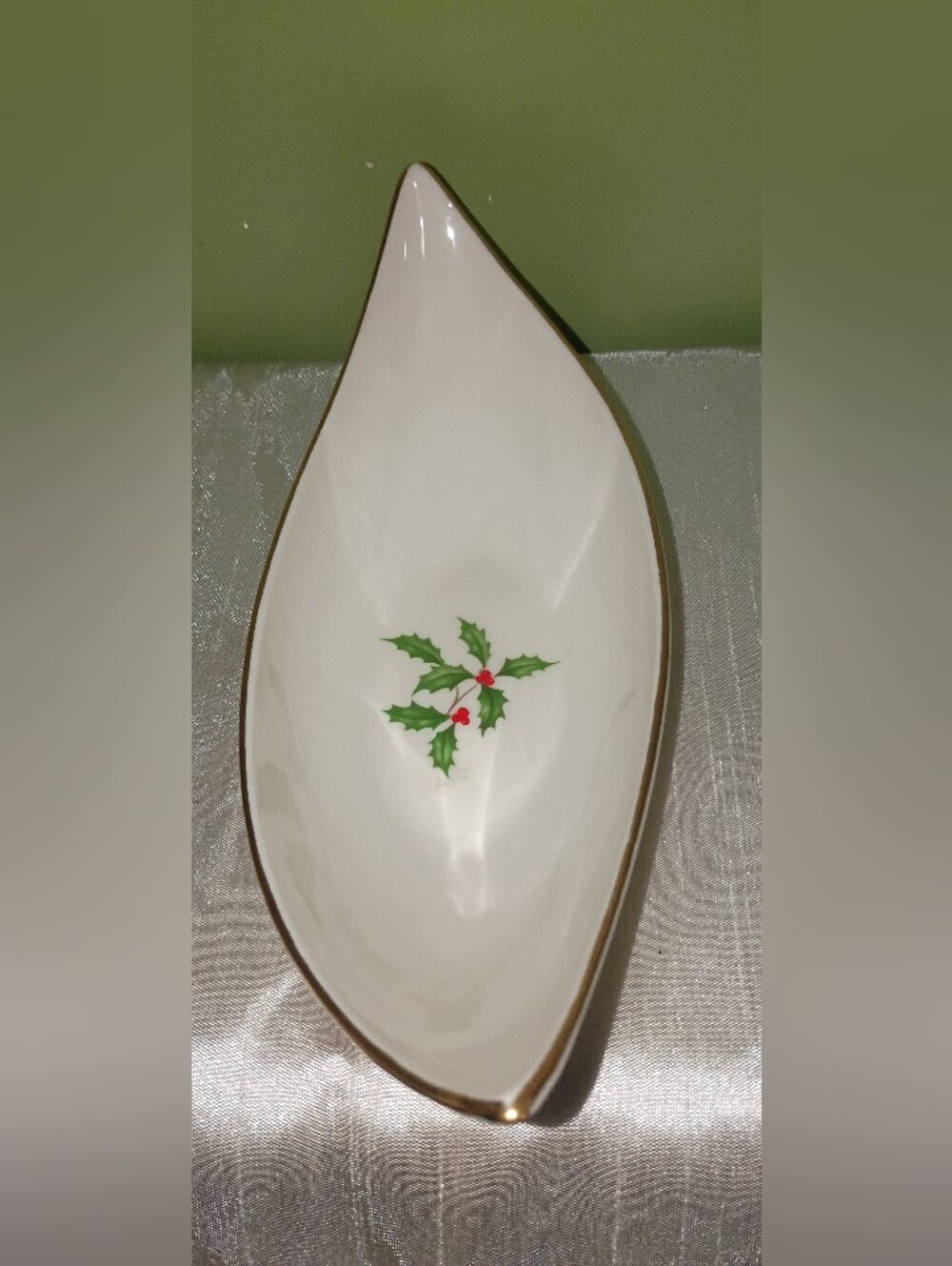 Lenox White Holly Leaf Dish with Green and Red Accents